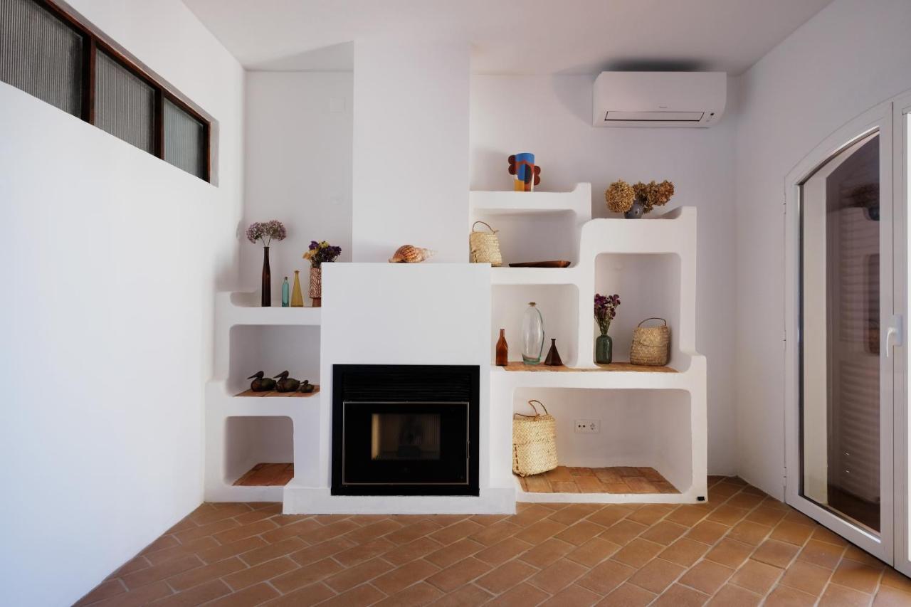 Apartment Cozy W/ Sea View, Free Parking & Ac *