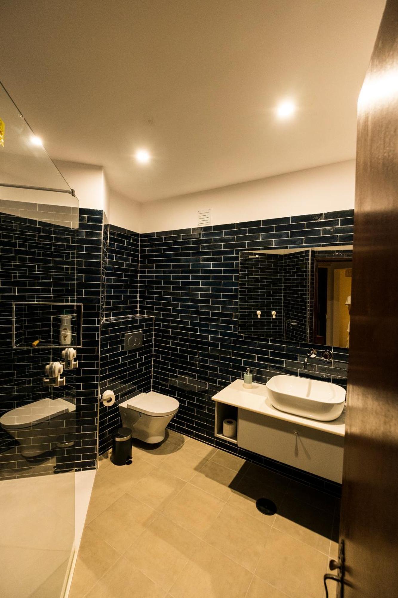 Cozy W/ Sea View, Free Parking & Ac Carvoeiro (Lagoa)