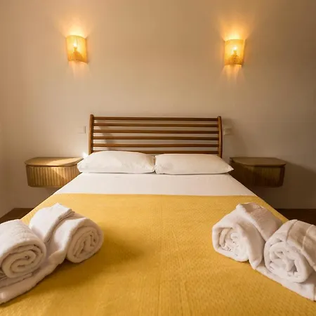 Cozy Beach Apartment W/ Sea View, Free Parking & Ac Carvoeiro  Exterior photo