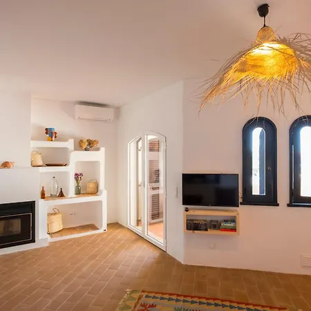 Cozy Beach Apartment W/ Sea View, Free Parking & Ac Carvoeiro  Exterior photo